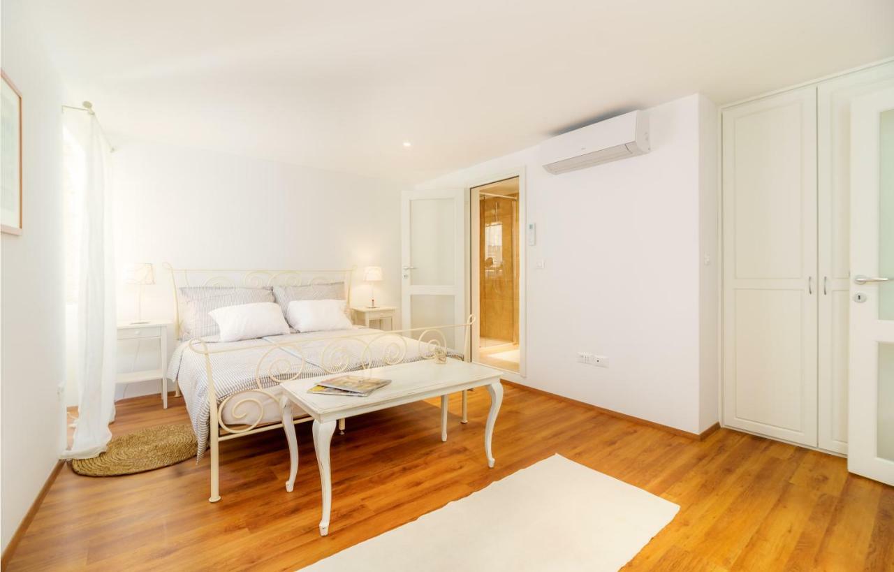 Felix Apartment Ровинь Экстерьер фото